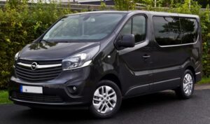 Opel_Vivaro_Com